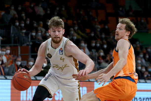 始终面对着 始终面对着