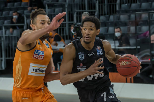 都意义深远 都意义深远